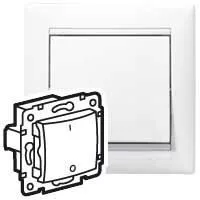 LEGRAND-774403 Valena hárompólusú kapcsoló fehér