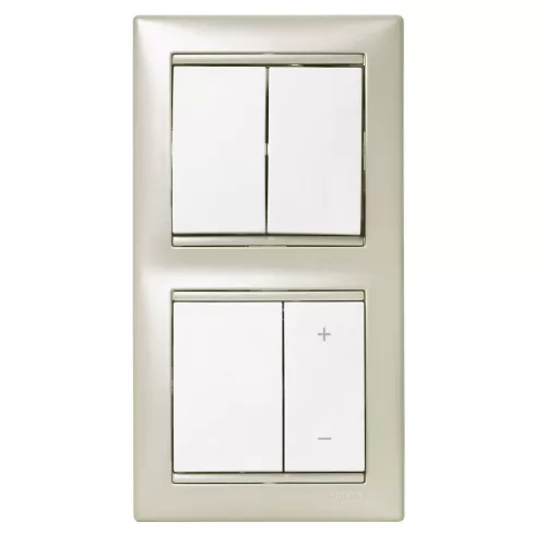 LEGRAND-774408 Valena kettős váltókapcsoló fehér
