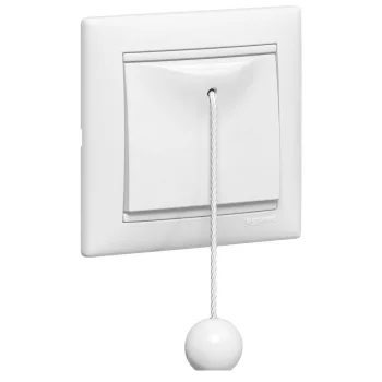   LEGRAND-774419 Valena húzózsinóros váltóérintkezős nyomó, fehér