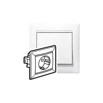   LEGRAND-774423 Valena 2P+F csatlakozóaljzat monoblokk, fehér