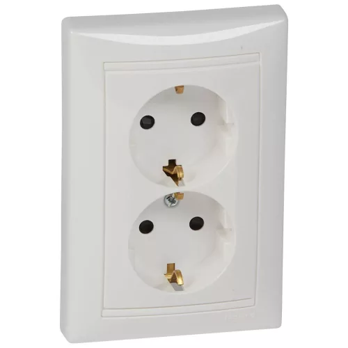 LEGRAND-774427 Valena 2x2P+F csatlakozóaljzat biztonsági zsaluval, fehér