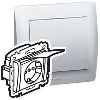 LEGRAND-775924 Galea Life 2P+F földelt csatlakzóaljzat csapófedéllel IP44 fehér