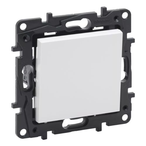 LEGRAND-863101 Niloé Step egypólusú kapcsoló, 10AX, fehér