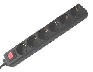 SCHRACK - Elosztó, 6-os, kapcsoló,10A / 3600W,1.4m kábel  - Q7110090--