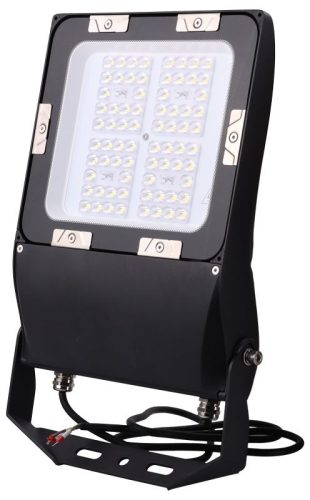 TRACON RSMDCA200W - LED fényvető, aszimmetrikus, dimmelhető 100-240VAC,50Hz,200W,34.000lm,4000K,IP66,1-10V,EEI=C