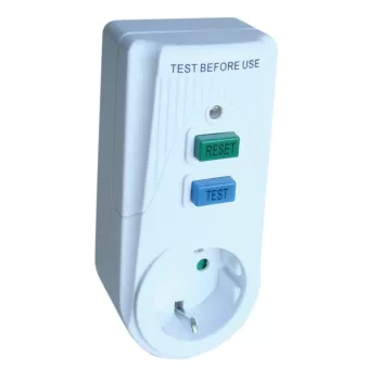   TRACON TFGA-1 - Áram-védőkapcsolós adapter, oldalsó védőérintkezővel 16A, 30mA, 1.5kA, IP40, A / AC