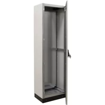   TRACON TGEFM6021040 - Moduláris (sorolható) fém elosztószekrény teli szerelőlappal W×L×H=600×2100×400 / IP54