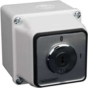   TRACON TKFK-20T65 - Tokozott főkapcsoló, kulcsos, BE-KI (Kulcs 0-áll. kivehető) 400V, 50Hz, 20A, 4P, 5,5kW, 48×48mm, IP65