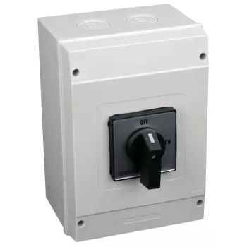   TRACON TS-80/3T65 - Tokozott szakaszoló kapcsoló 400V, 50Hz, 80A, 3P, 22kW, 64×64mm, IP65