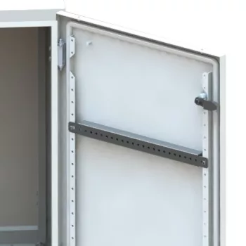   SCHRACK - Ajtó szerelőprofil 400mm széles szekrényhez (CSE=1 darab)  - WSTCP0400-